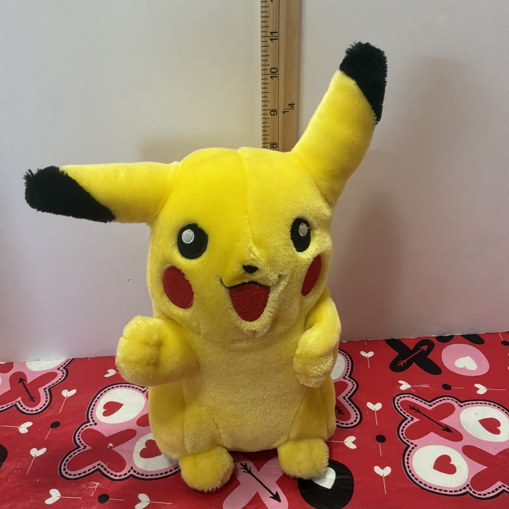 Pokemon Pikachu Plush Toy 10" Tall 2004 Stuffed Animal‎ Waving  Happy